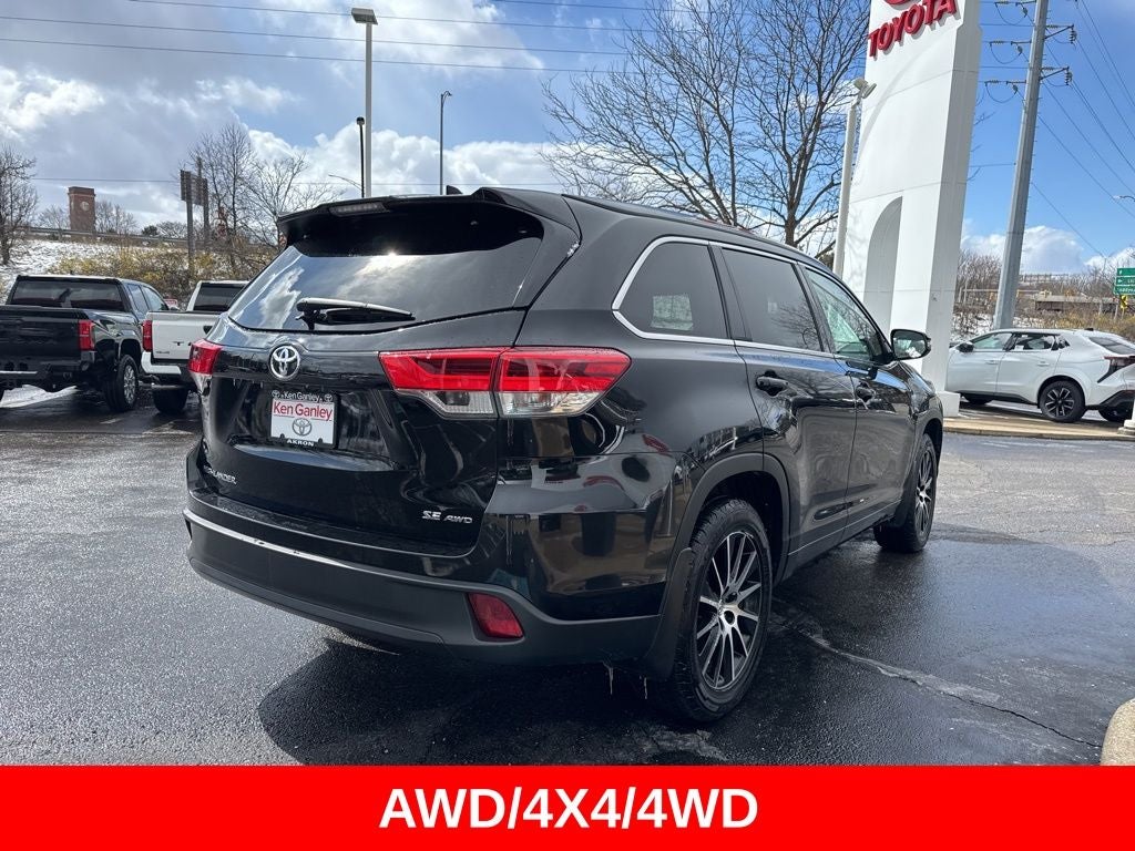 2018 Toyota Highlander SE