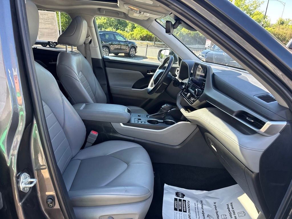 2023 Toyota Highlander XLE
