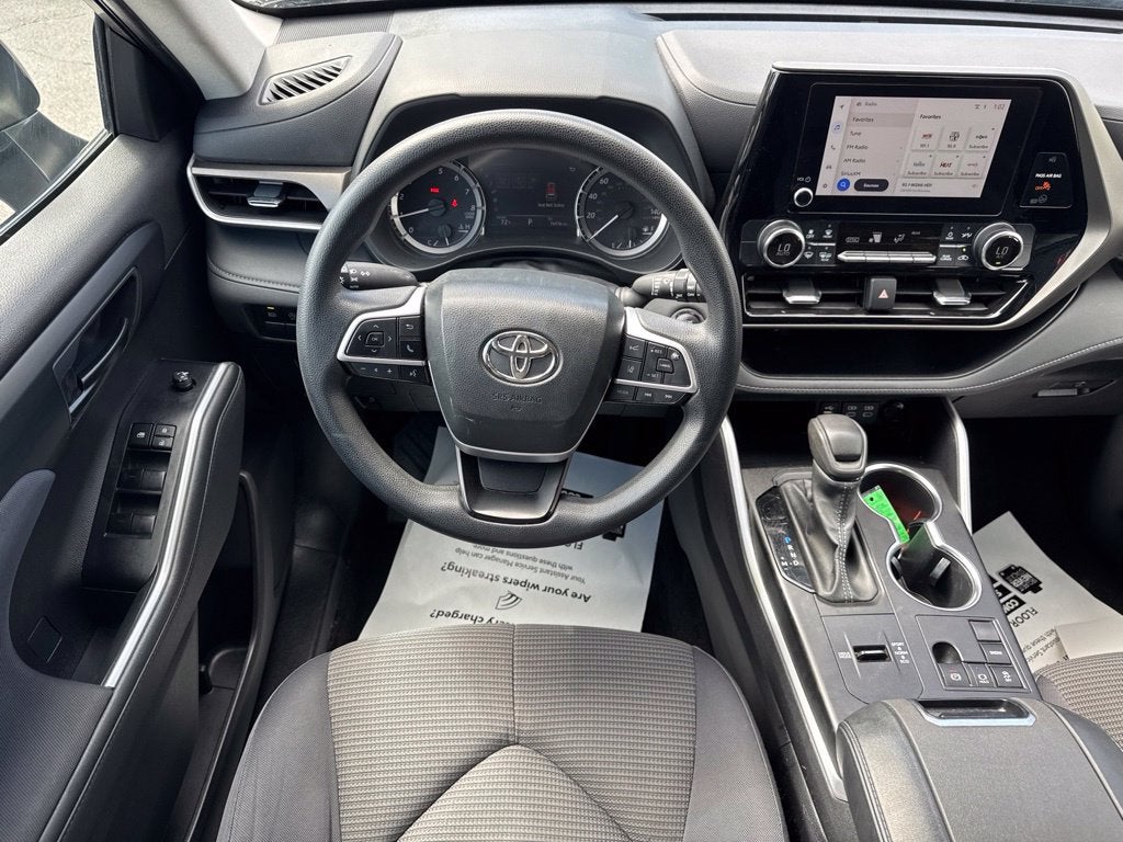 2023 Toyota Highlander L