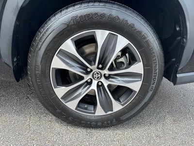 2024 Toyota Highlander XLE
