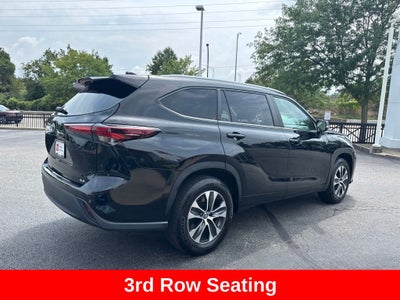 2024 Toyota Highlander XLE
