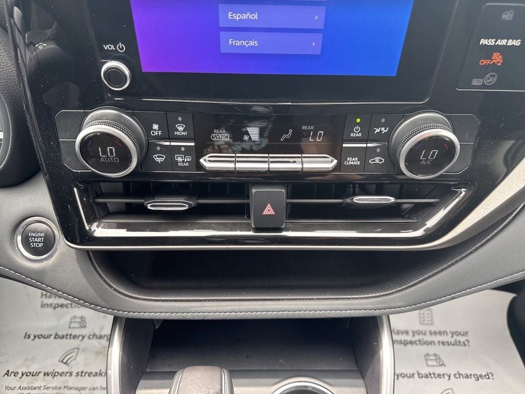 2025 Toyota Highlander LE