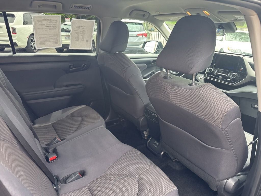 2025 Toyota Highlander LE