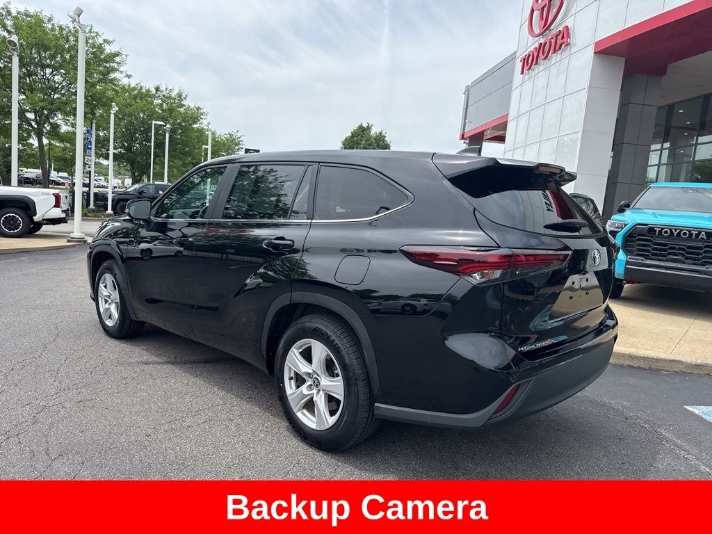 2025 Toyota Highlander LE
