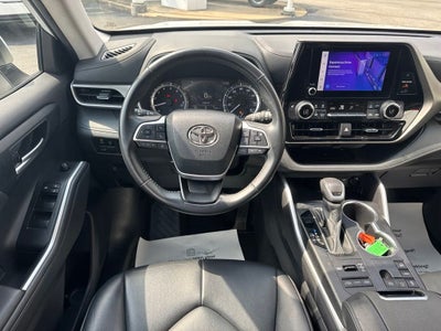 2023 Toyota Highlander XLE