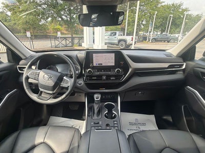 2023 Toyota Highlander XLE