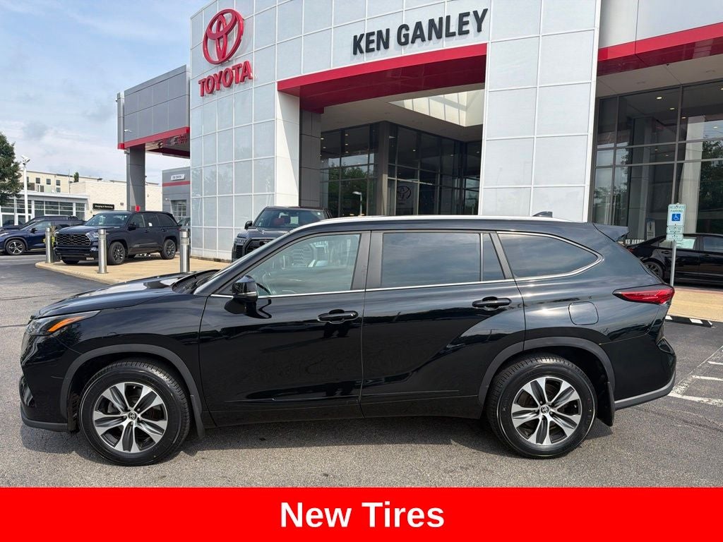 2023 Toyota Highlander XLE