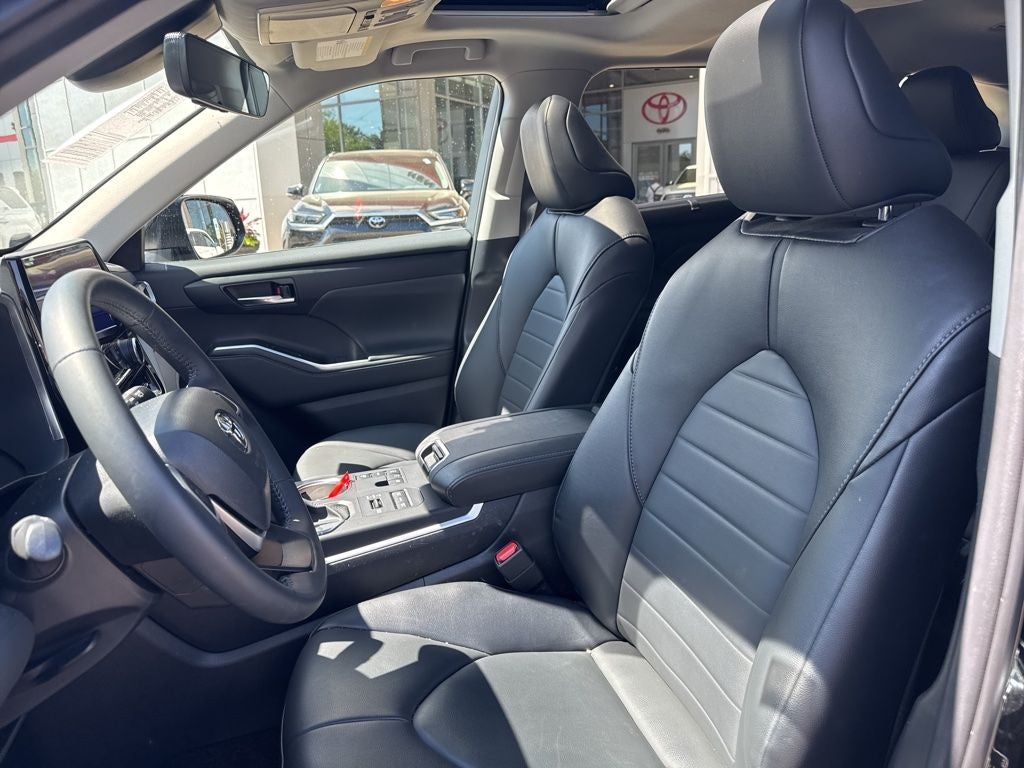 2024 Toyota Highlander XLE