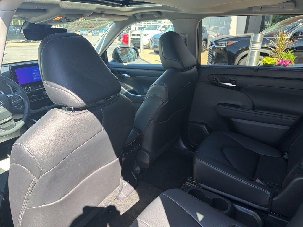2024 Toyota Highlander XLE