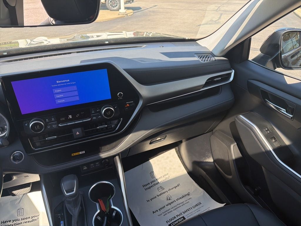 2024 Toyota Highlander XLE