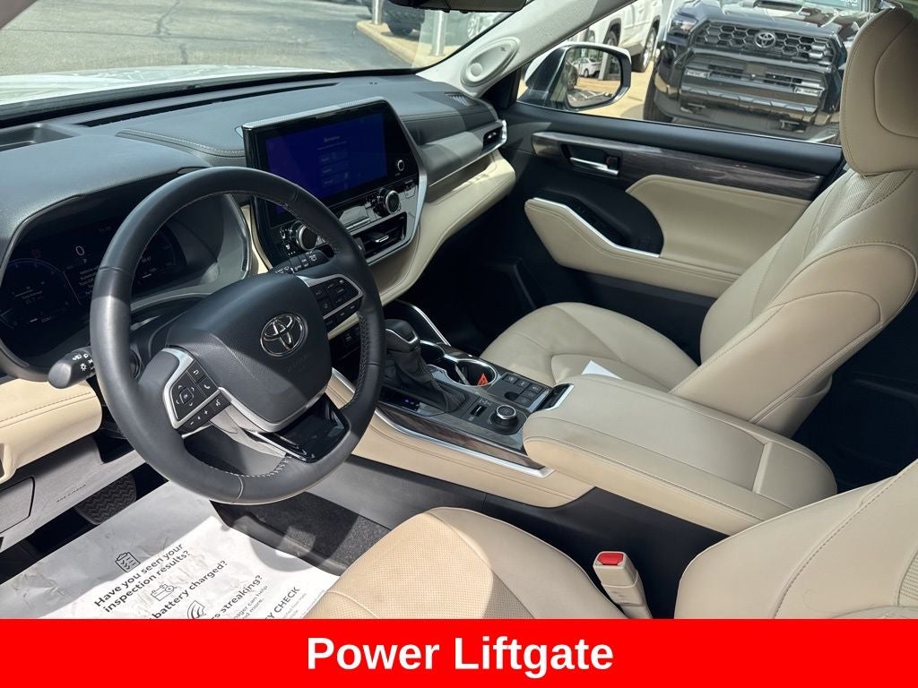 2024 Toyota Highlander Platinum
