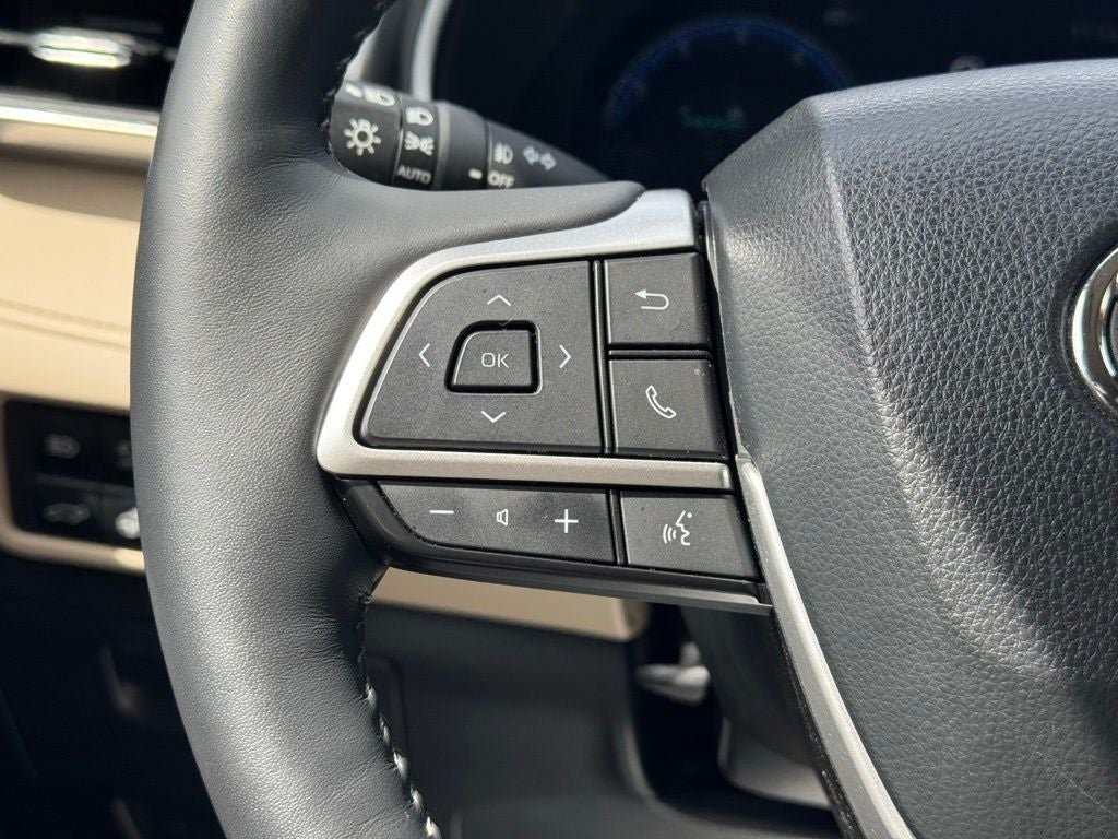 2024 Toyota Highlander Platinum