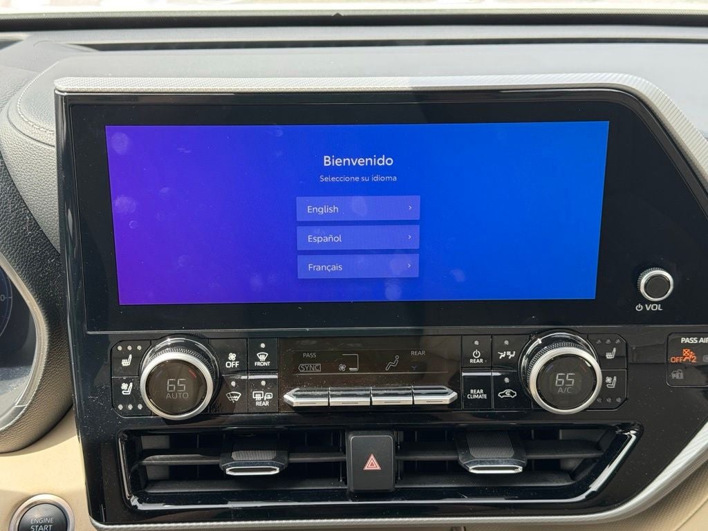 2024 Toyota Highlander Platinum