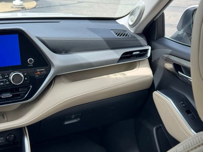 2024 Toyota Highlander Platinum