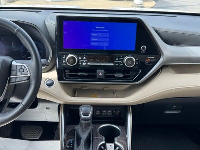 2024 Toyota Highlander Platinum