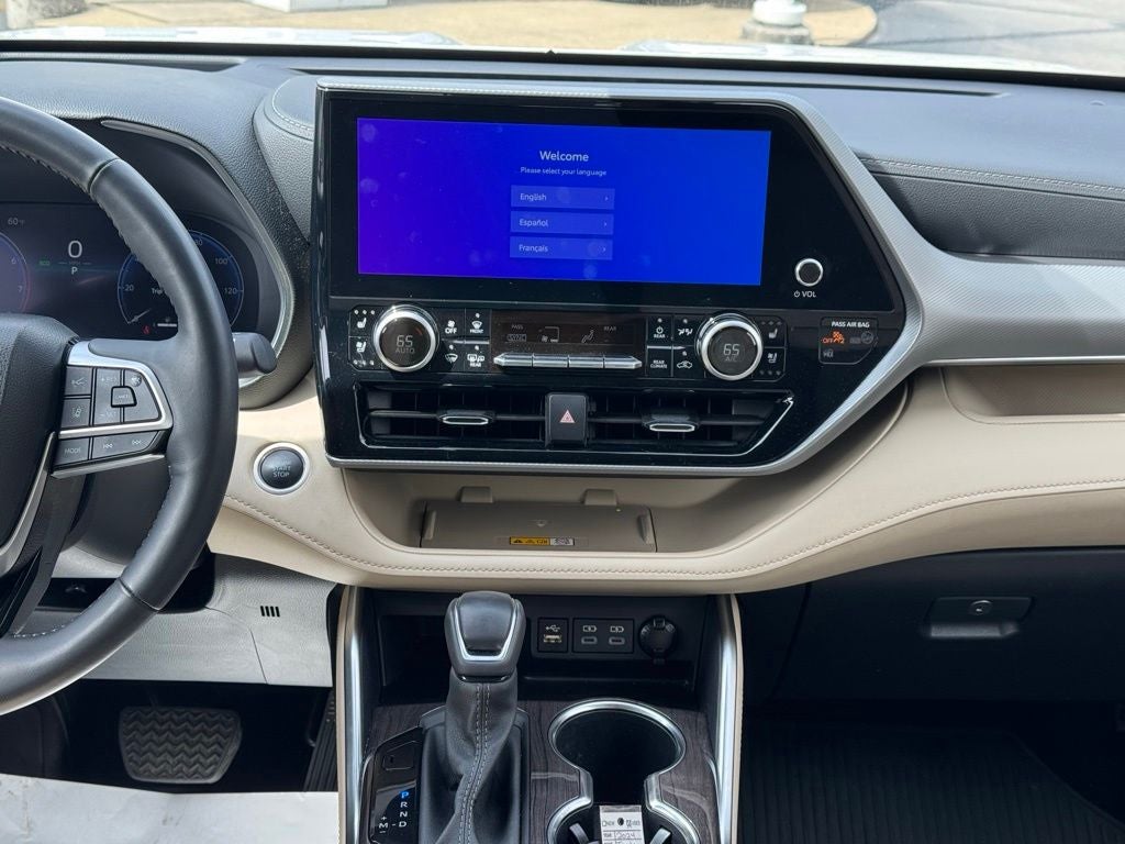 2024 Toyota Highlander Platinum