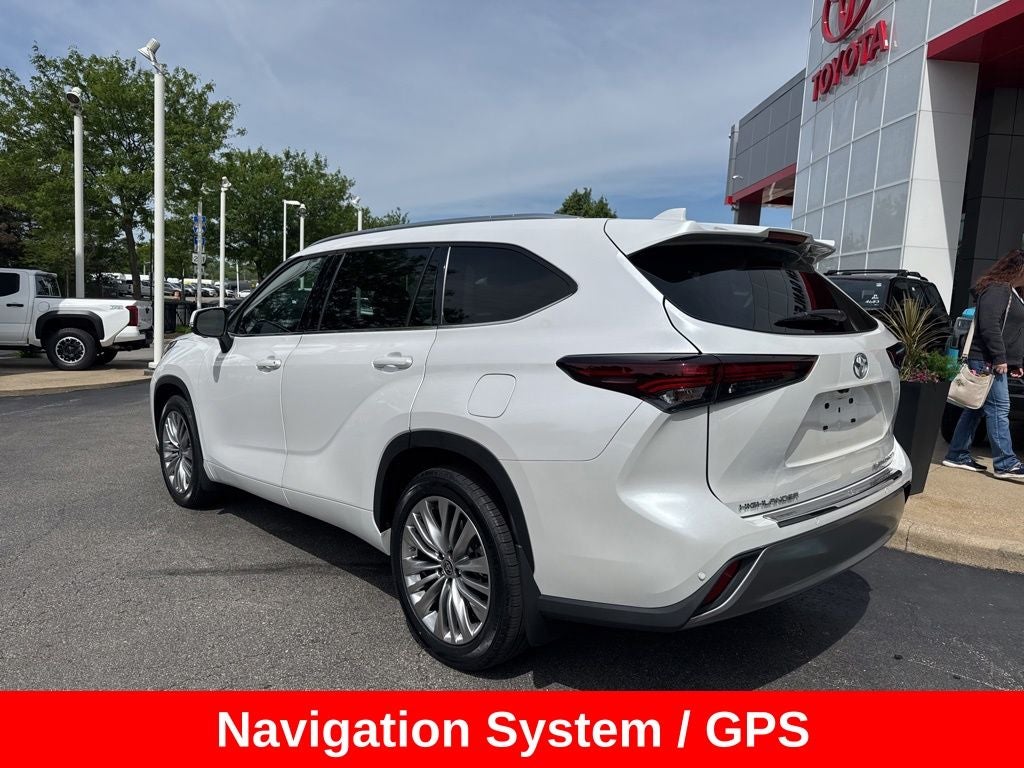 2024 Toyota Highlander Platinum