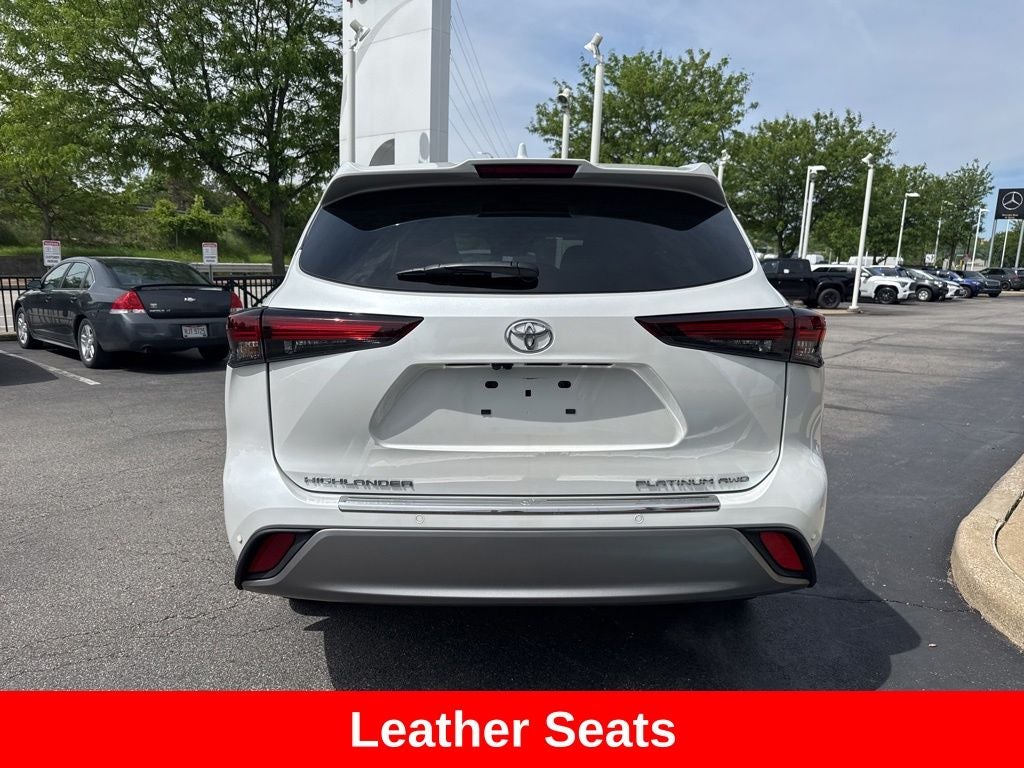 2024 Toyota Highlander Platinum