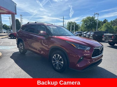2024 Toyota Highlander XLE