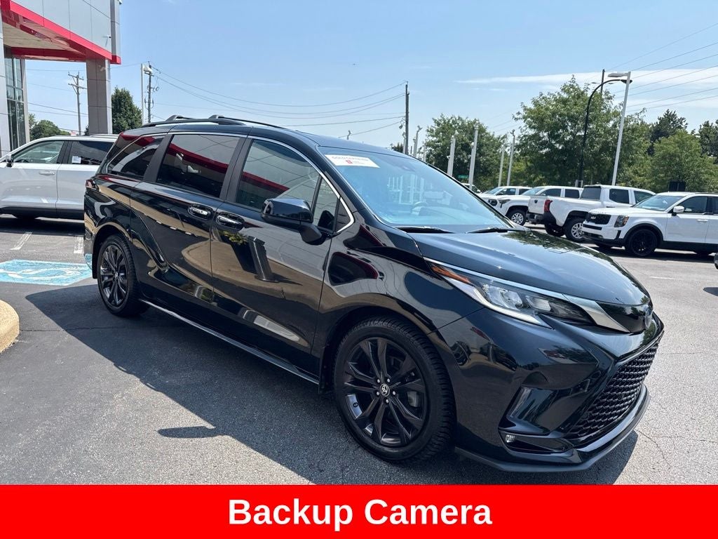 2022 Toyota Sienna XSE 7 Passenger