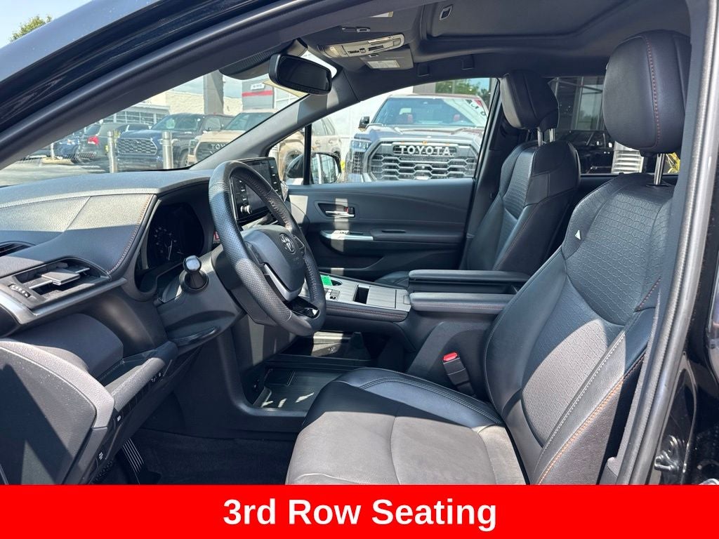 2022 Toyota Sienna XSE 7 Passenger