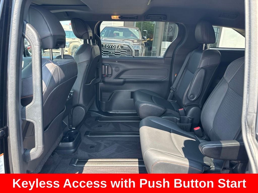 2022 Toyota Sienna XSE 7 Passenger