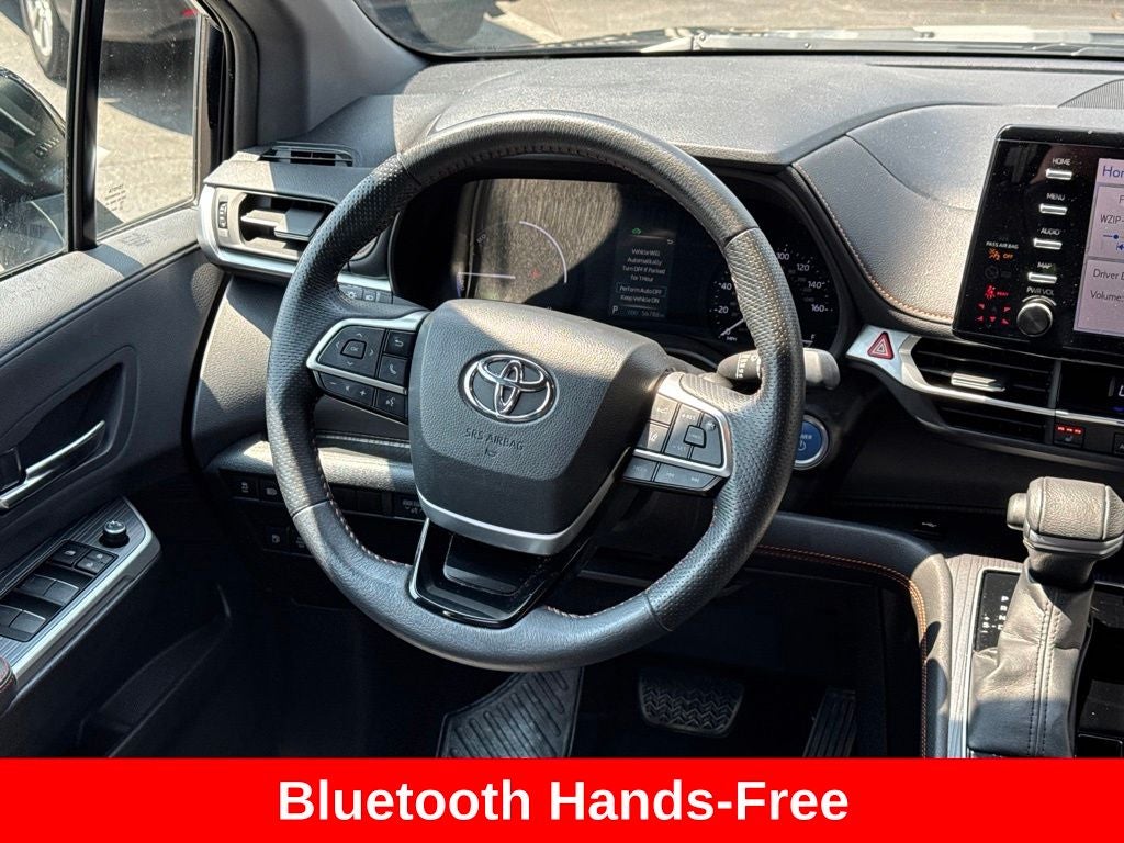 2022 Toyota Sienna XSE 7 Passenger