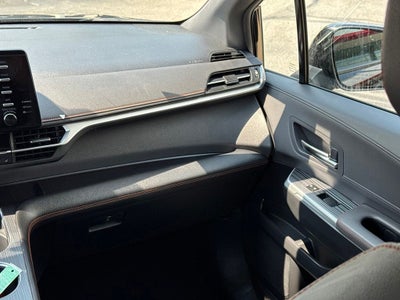 2022 Toyota Sienna XSE 7 Passenger