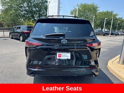 2022 Toyota Sienna XSE 7 Passenger
