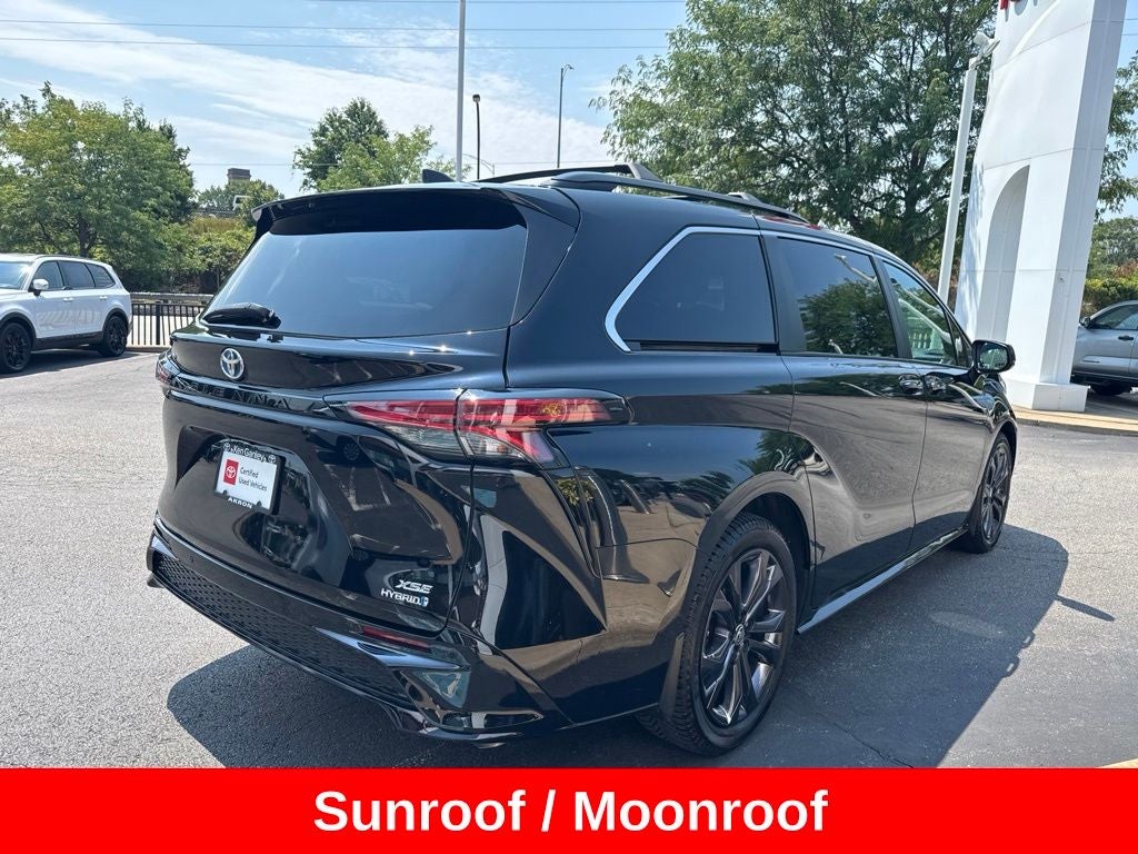 2022 Toyota Sienna XSE 7 Passenger