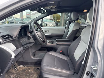 2023 Toyota Sienna XSE 7 Passenger