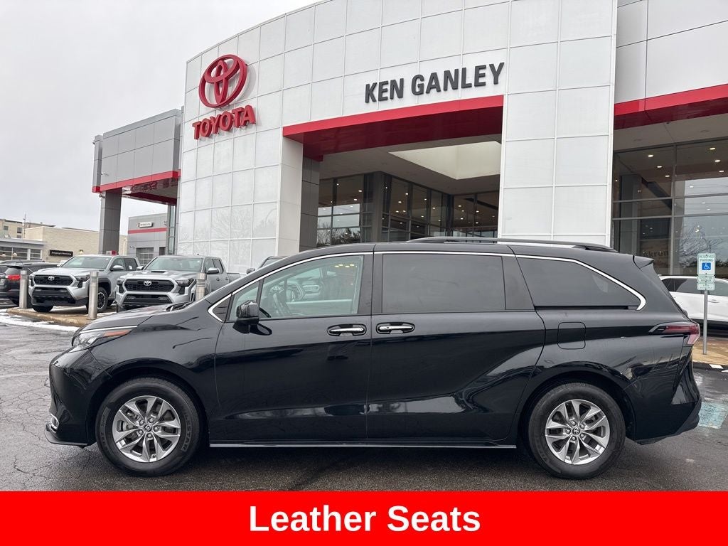 2024 Toyota Sienna XLE