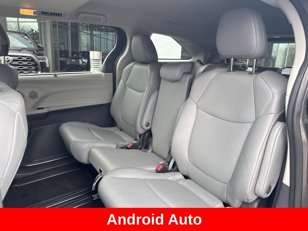 2023 Toyota Sienna XLE 8 Passenger
