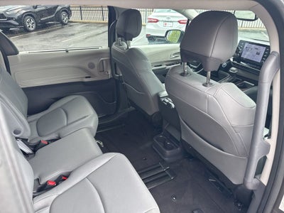 2023 Toyota Sienna XLE 8 Passenger
