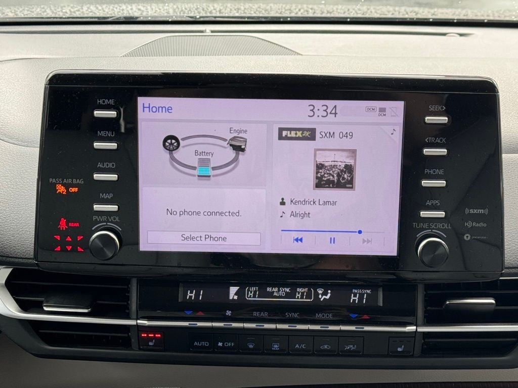 2023 Toyota Sienna XLE 8 Passenger
