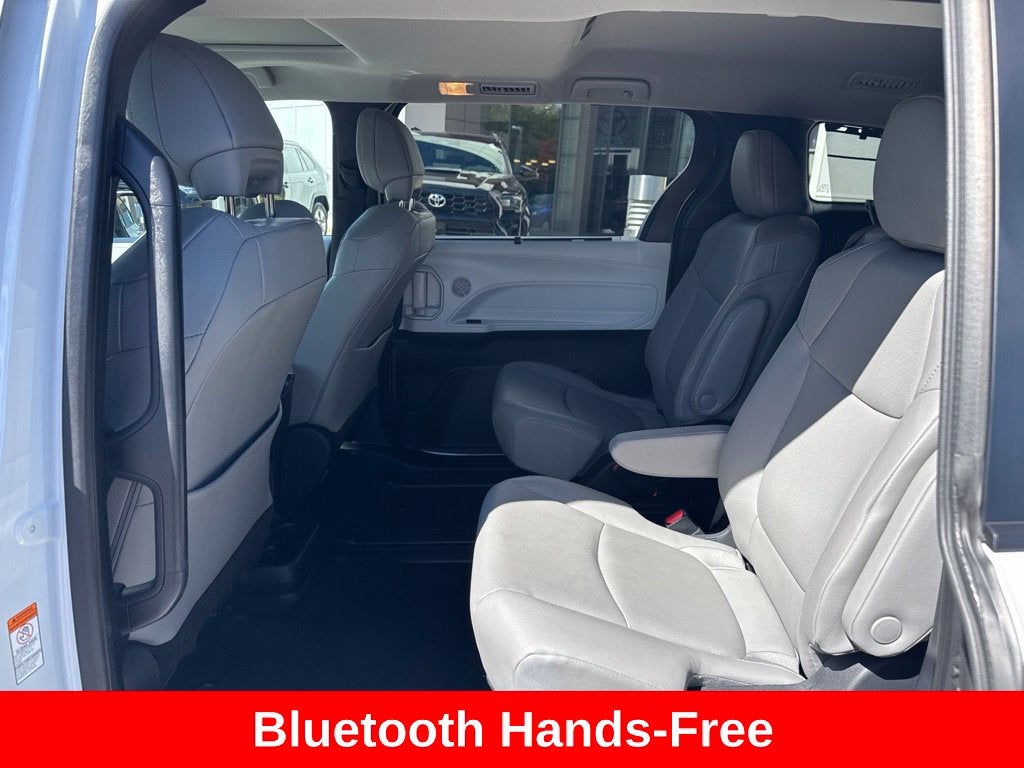 2026 Toyota Sienna XLE 8 Passenger
