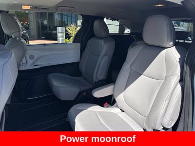 2026 Toyota Sienna XLE 8 Passenger