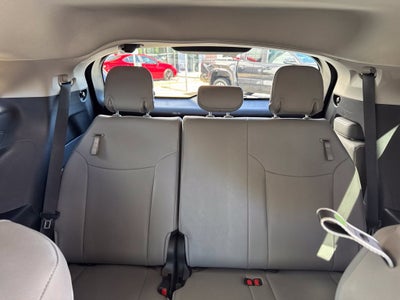 2026 Toyota Sienna XLE 8 Passenger