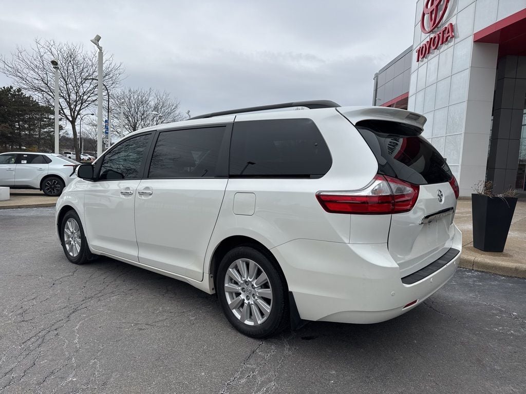2017 Toyota Sienna Limited Premium 7 Passenger