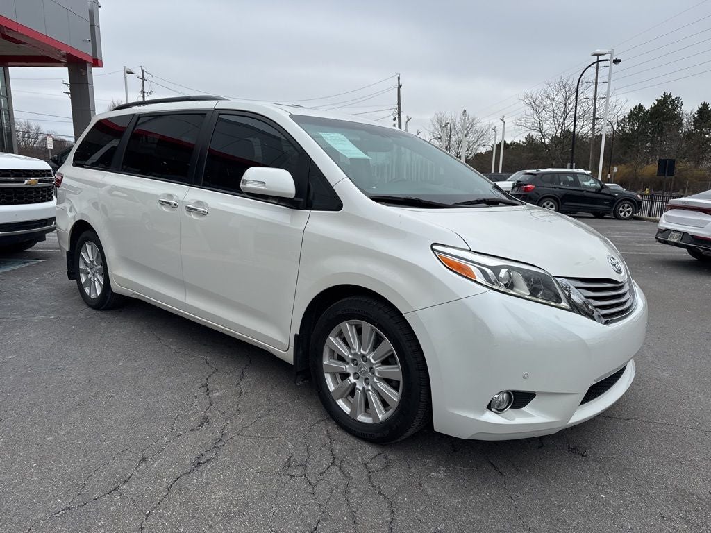 2017 Toyota Sienna Limited Premium 7 Passenger