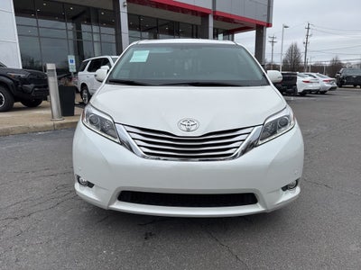 2017 Toyota Sienna Limited Premium 7 Passenger