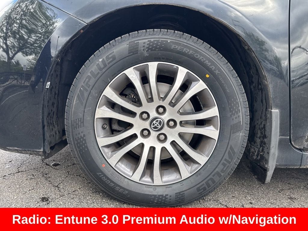 2018 Toyota Sienna XLE 8 Passenger