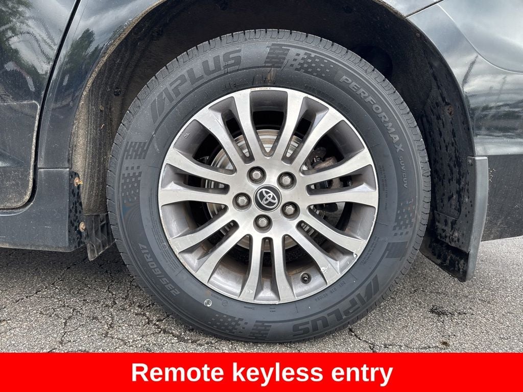 2018 Toyota Sienna XLE 8 Passenger