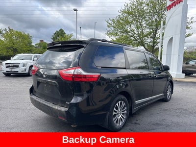 2018 Toyota Sienna XLE 8 Passenger
