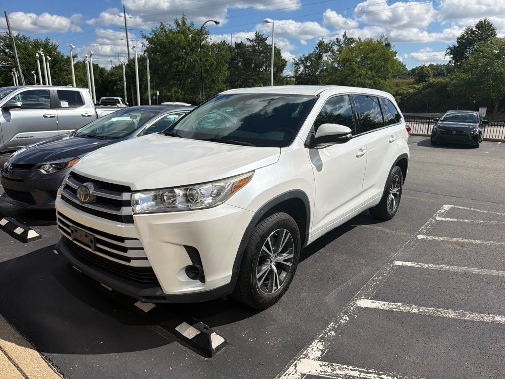 2017 Toyota Highlander LE