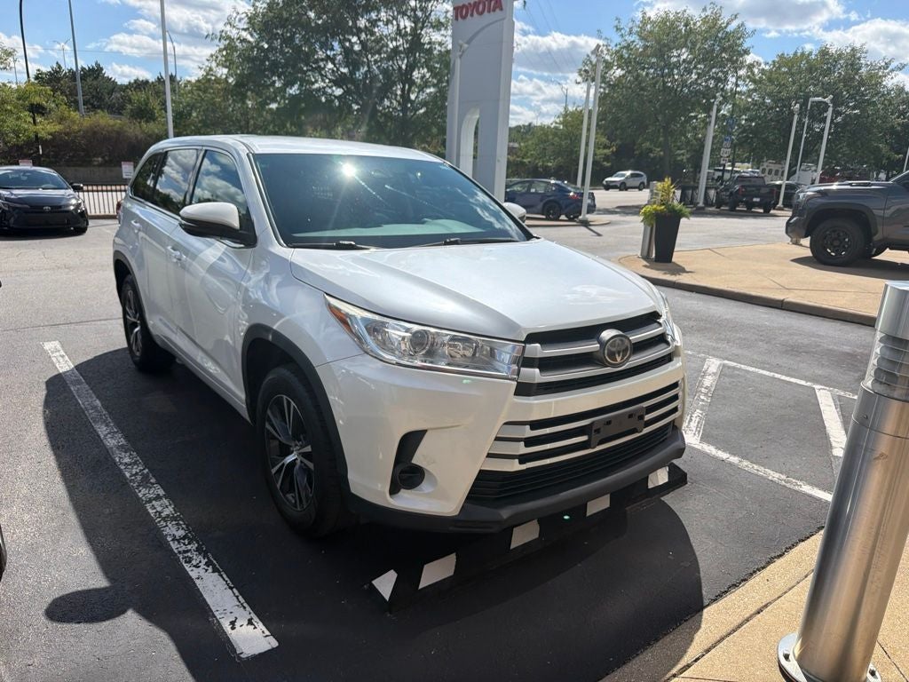 2017 Toyota Highlander LE