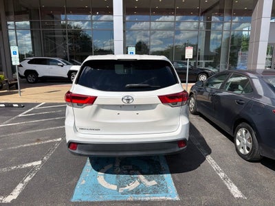 2017 Toyota Highlander LE