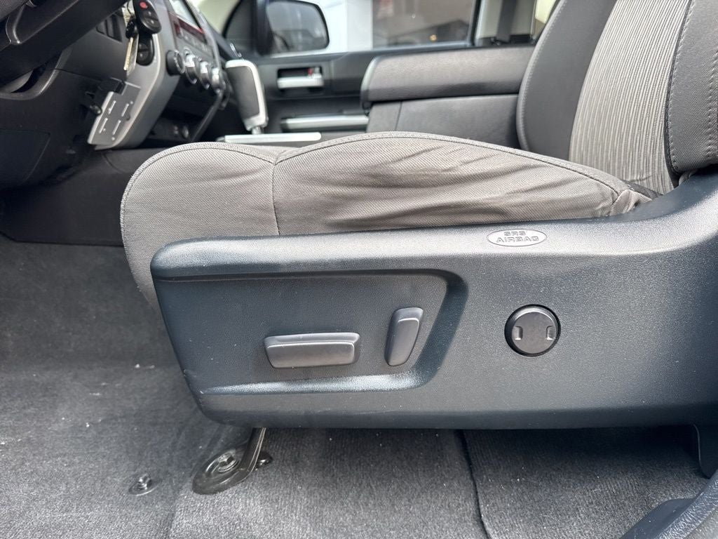 2015 Toyota Tundra SR5