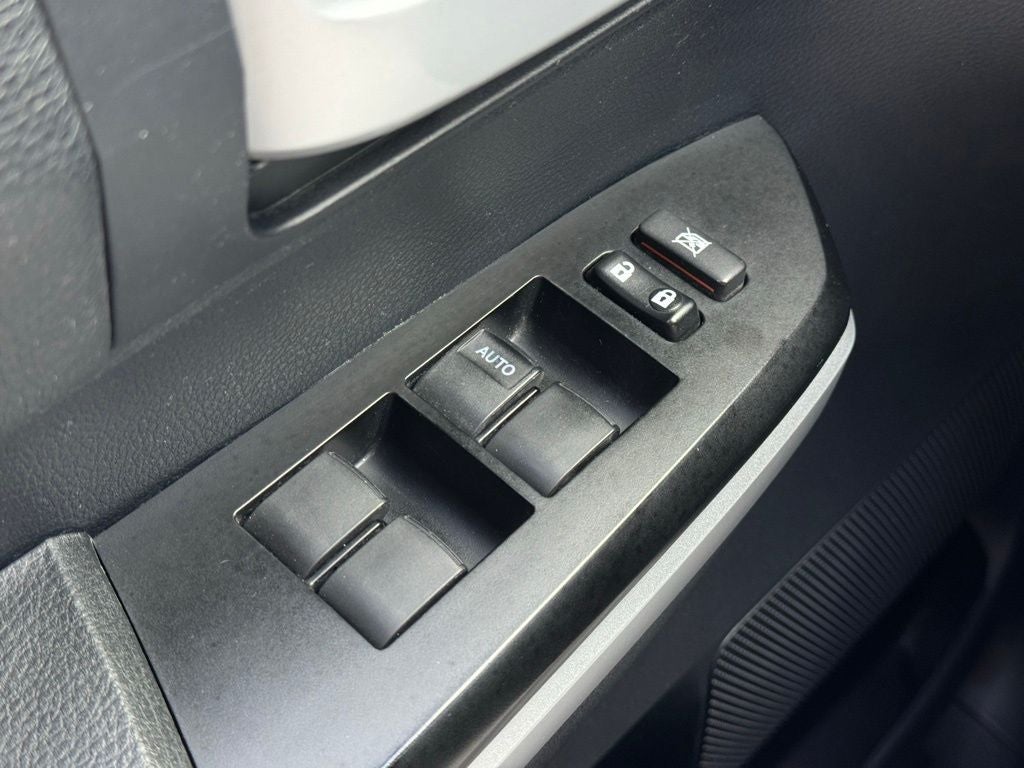 2015 Toyota Tundra SR5