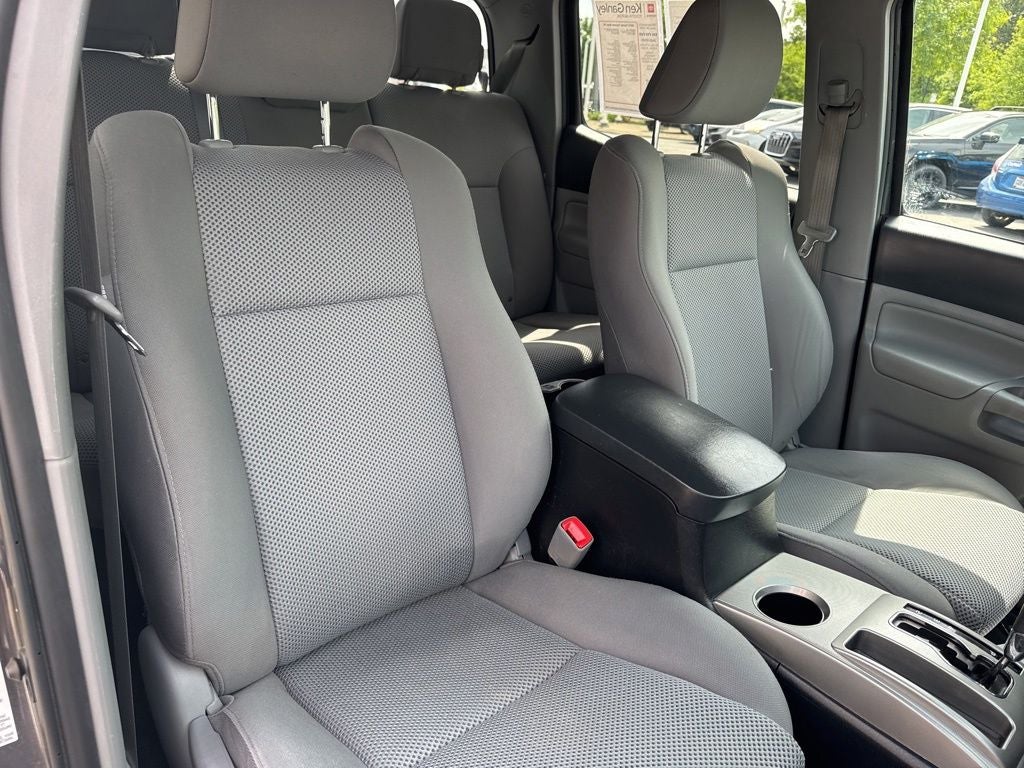 2015 Toyota Tacoma Base V6